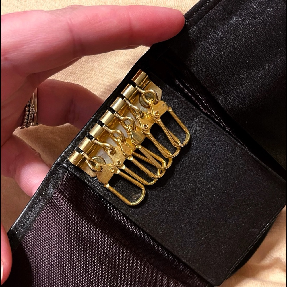 TRADED ✖️ - Picture 9 of 11